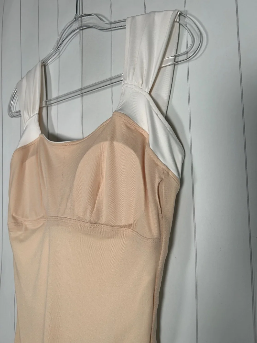 Albion size L off shoulder one piece swimsuit Ivory modest padded ruched NEW